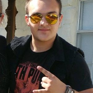 Meet your Posher, Raden